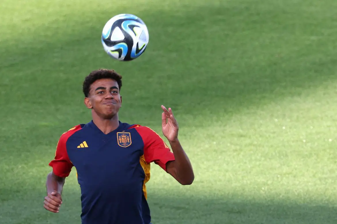 Lamine Yamal becomes Spain's youngest ever player - Get Spanish