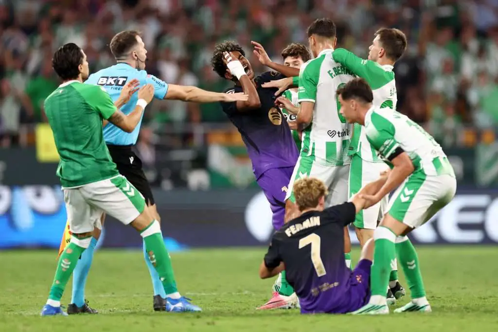 Referee Bengoetxea’s favourable Barcelona over Real Madrid stats surface after Real Betis clash