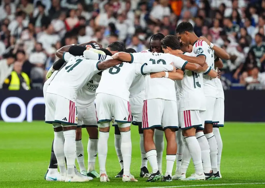 Real Madrid fans hail one player during Villarreal clash